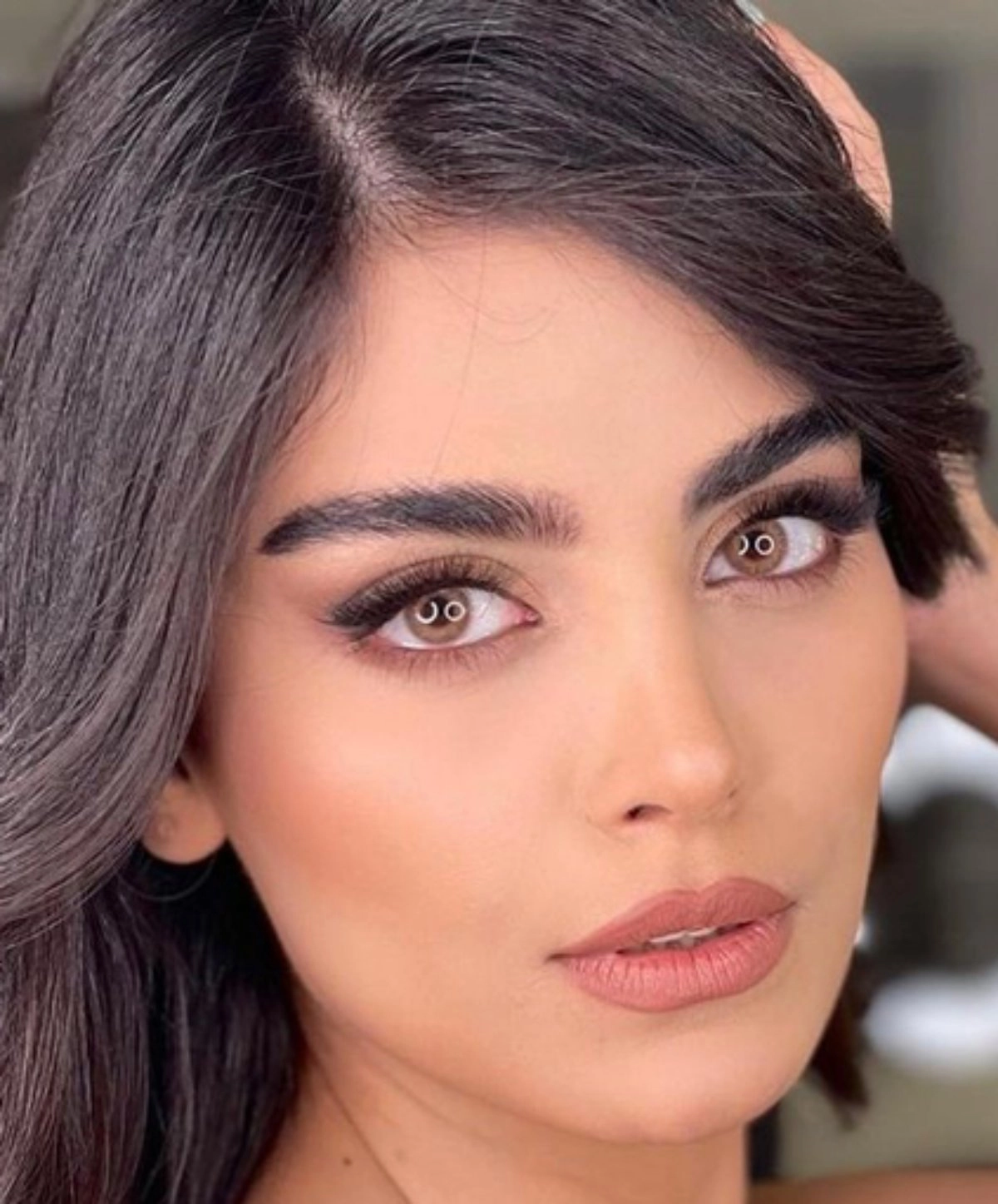 لنز طبی دهب کت آی cat eye رنگ عسلی متوسط روشن